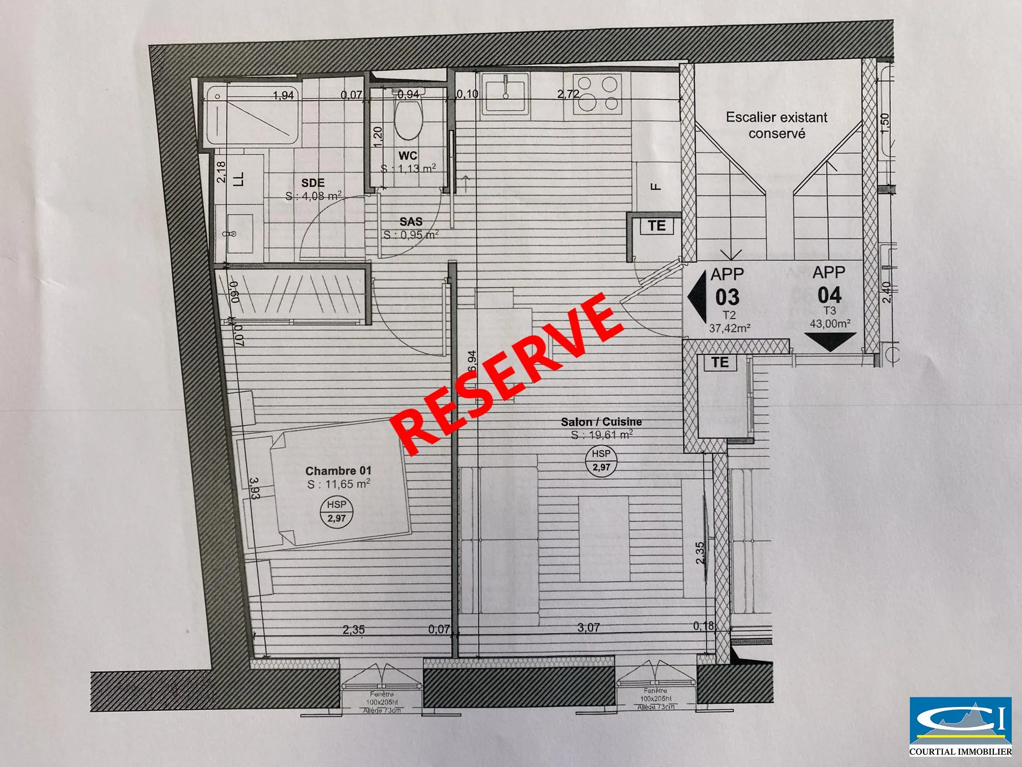 Plateau à vendre à Tournon-sur-Rhône dans immeuble en réhabilitation – Opportunité pour investisseurs 