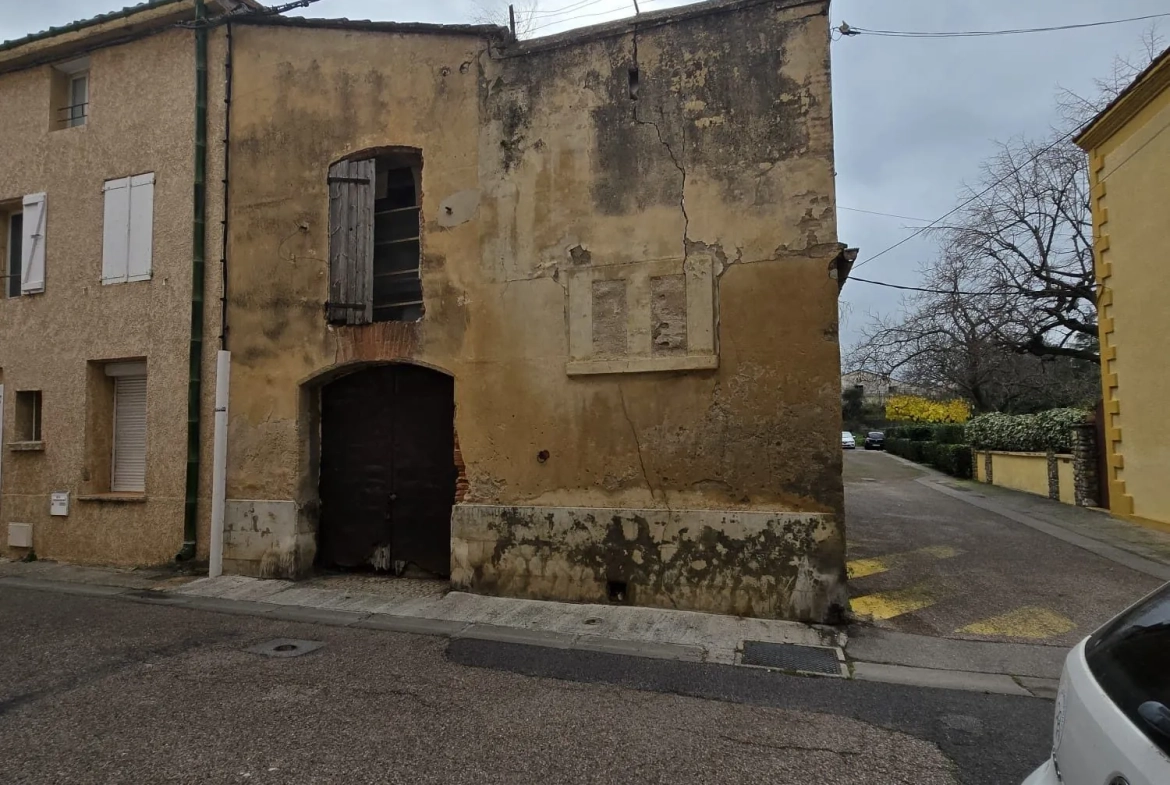 Ancienne cave à rénover de 100 m² avec terrasse exposée sud à Argelès-sur-Mer 