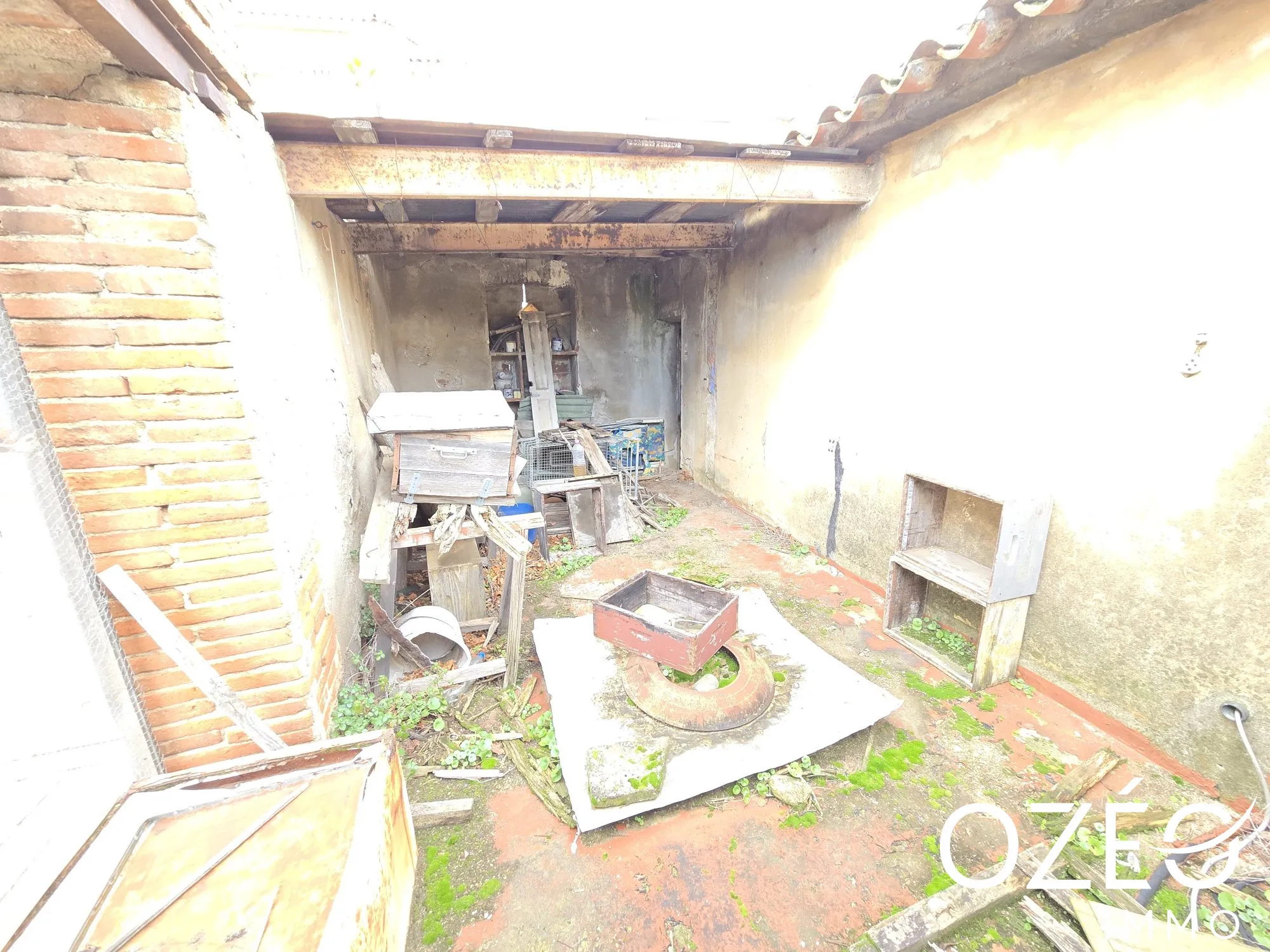 Ancienne cave à rénover de 100 m² avec terrasse exposée sud à Argelès-sur-Mer 
