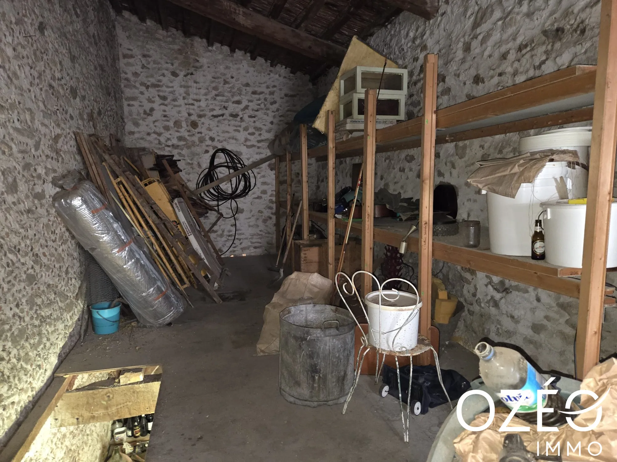 Ancienne cave à rénover de 100 m² avec terrasse exposée sud à Argelès-sur-Mer 