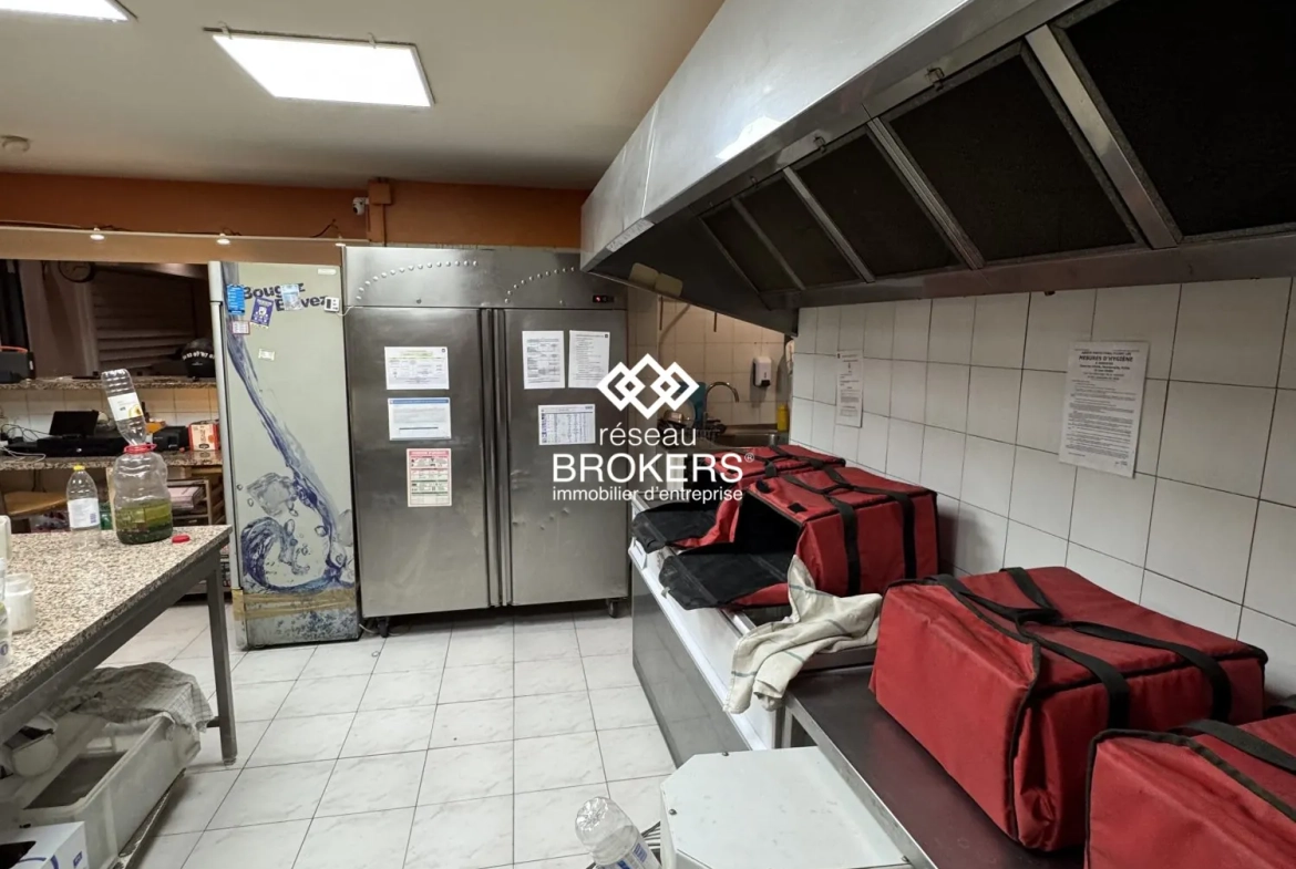 À vendre fond de commerce pizzeria livraison à Nice, emplacement stratégique, forte rentabilité 
