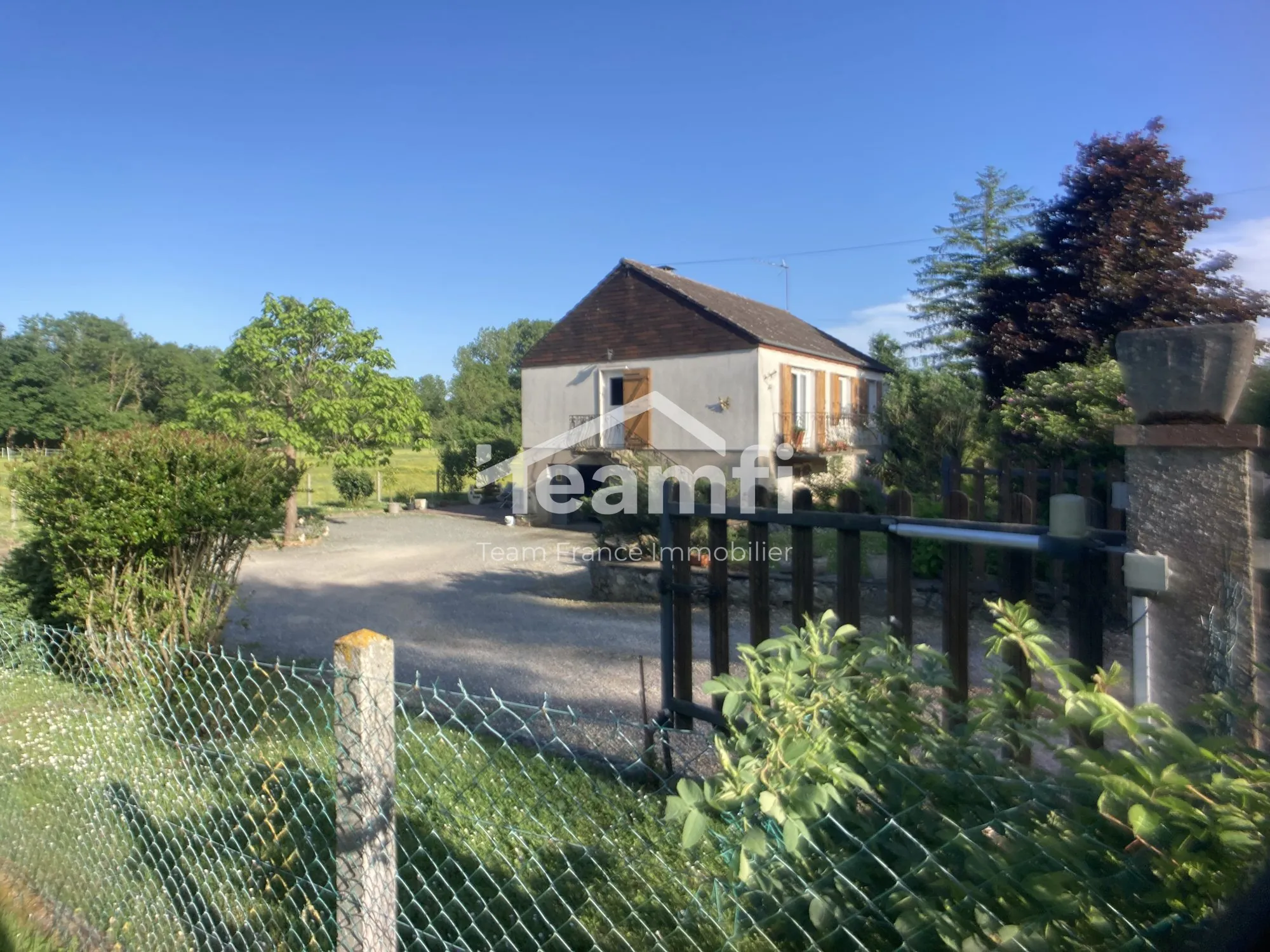 A vendre maison de 80,96 m² avec terrain de 2722 m² à Saint-Florent-sur-Cher 