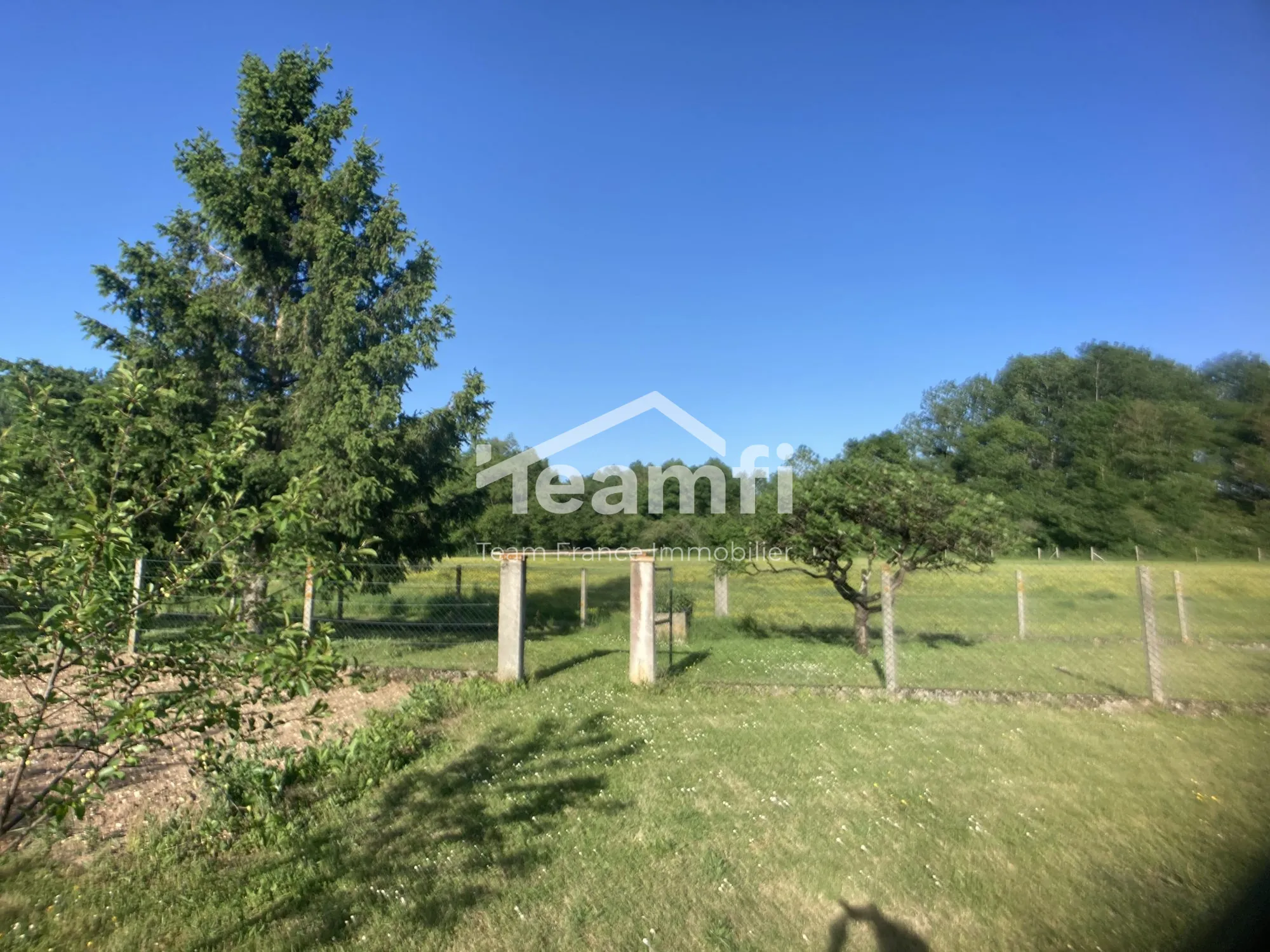 A vendre maison de 80,96 m² avec terrain de 2722 m² à Saint-Florent-sur-Cher 