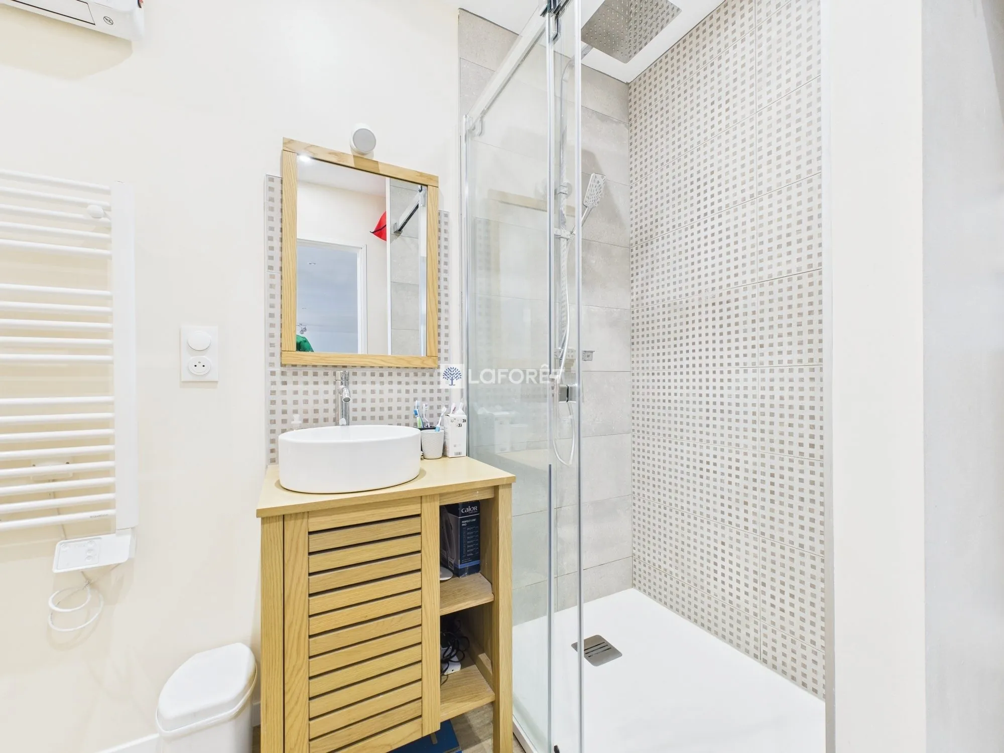 Appartement 3 pièces rénové à Douarnenez - 84,56 m² 