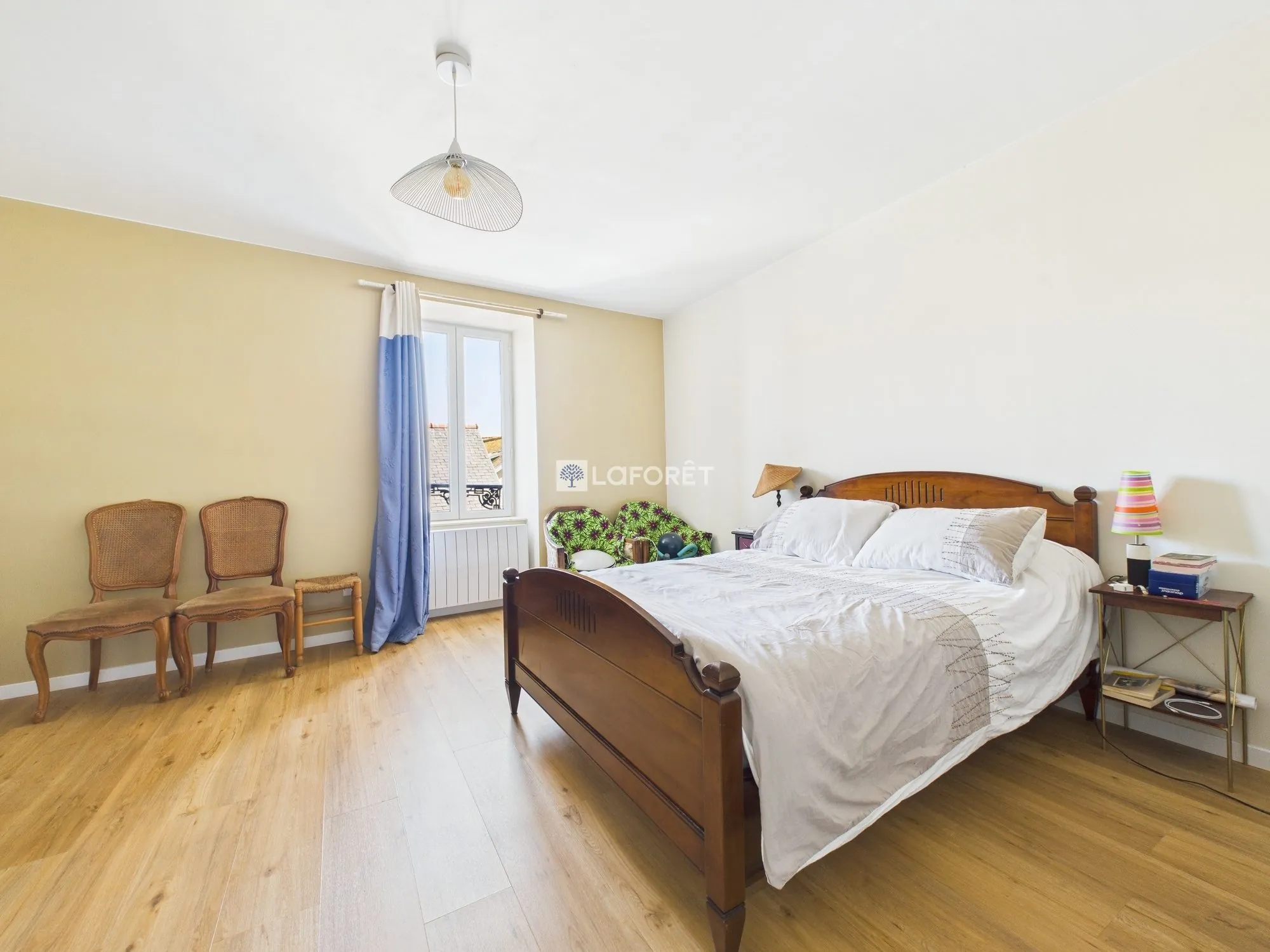 Appartement 3 pièces rénové à Douarnenez - 84,56 m² 