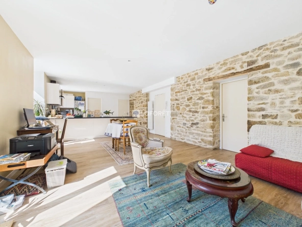 Appartement 3 pièces rénové à Douarnenez - 84,56 m²