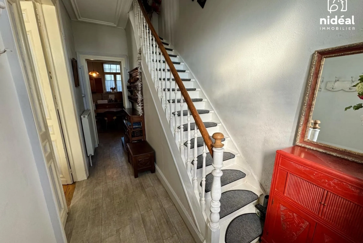 Maison semi-individuelle de 122m² avec 3 chambres à Ferrière-la-Grande 