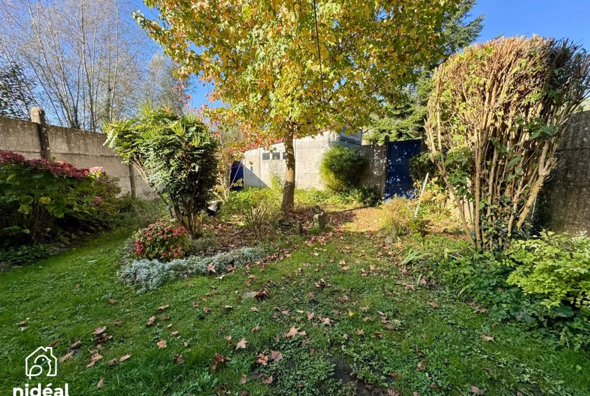 Maison semi-individuelle de 122m² avec 3 chambres à Ferrière-la-Grande 