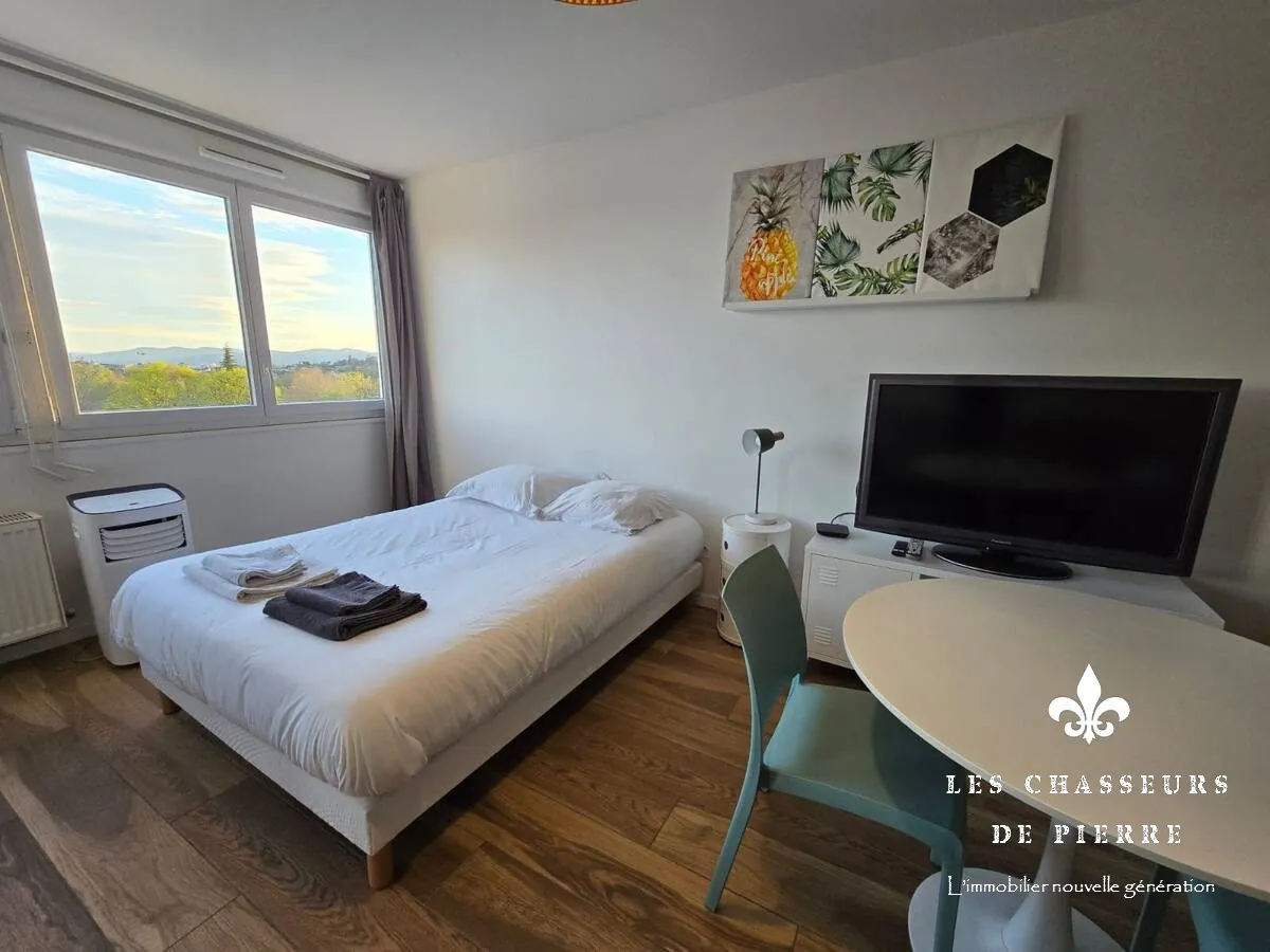 Studio 30 m² à Dardilly - Investissement rentable avec parking sécurisé 