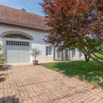 Maison à vendre à Lalheue avec jardin paysagé et grand potentiel d'extension