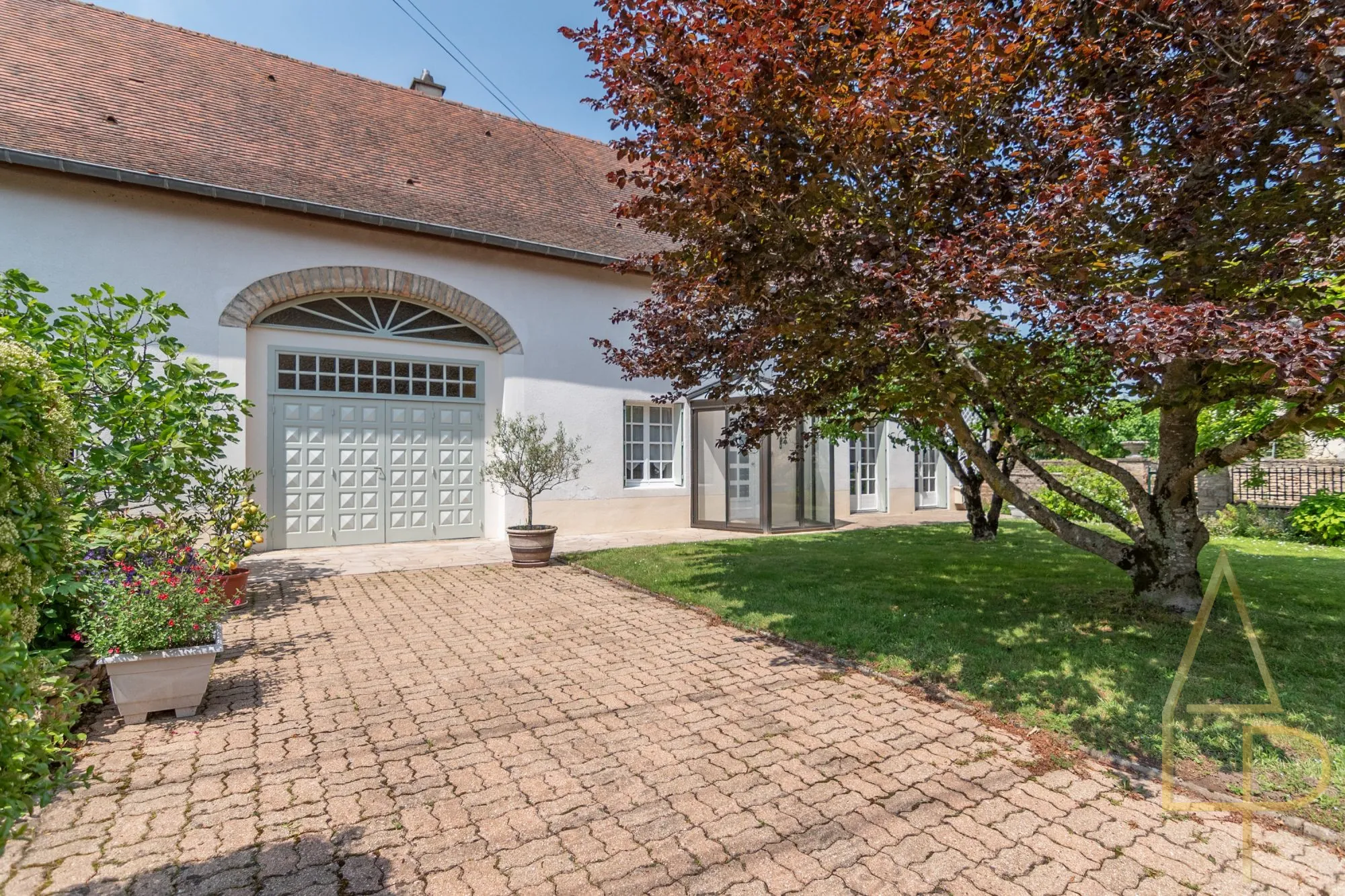 Maison à vendre à Lalheue avec jardin paysagé et grand potentiel d'extension 