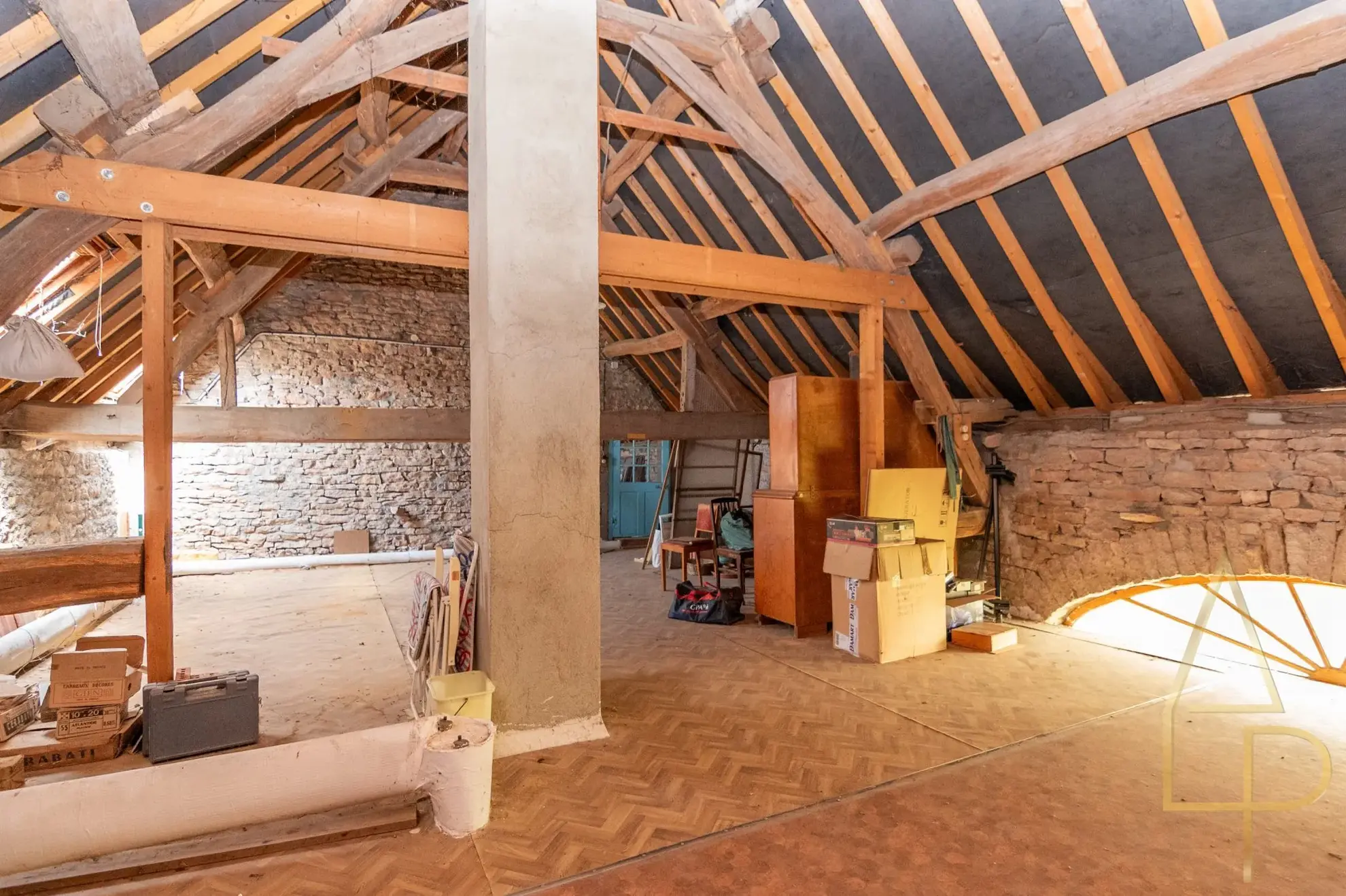 Maison à vendre à Lalheue avec jardin paysagé et grand potentiel d'extension 