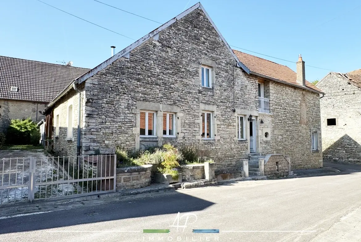 Belle maison de village avec dépendance à Champagne-sur-Vingeanne 
