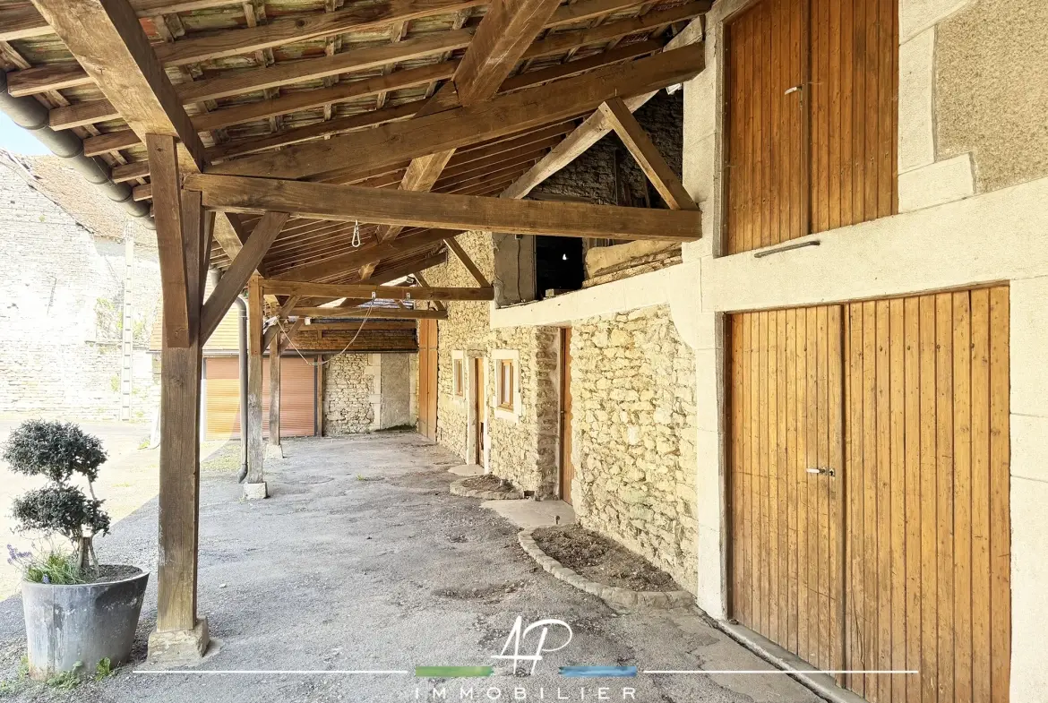 Belle maison de village avec dépendance à Champagne-sur-Vingeanne 