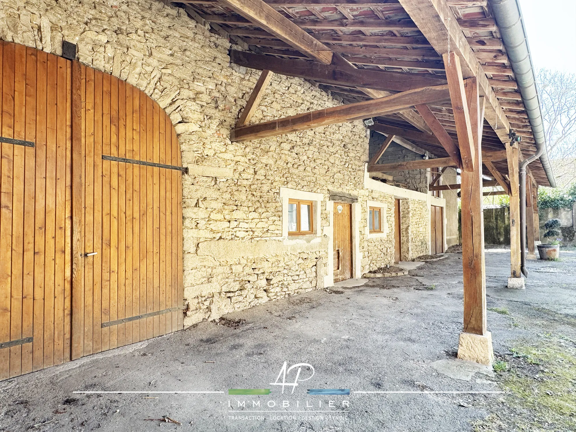 Belle maison de village avec dépendance à Champagne-sur-Vingeanne 