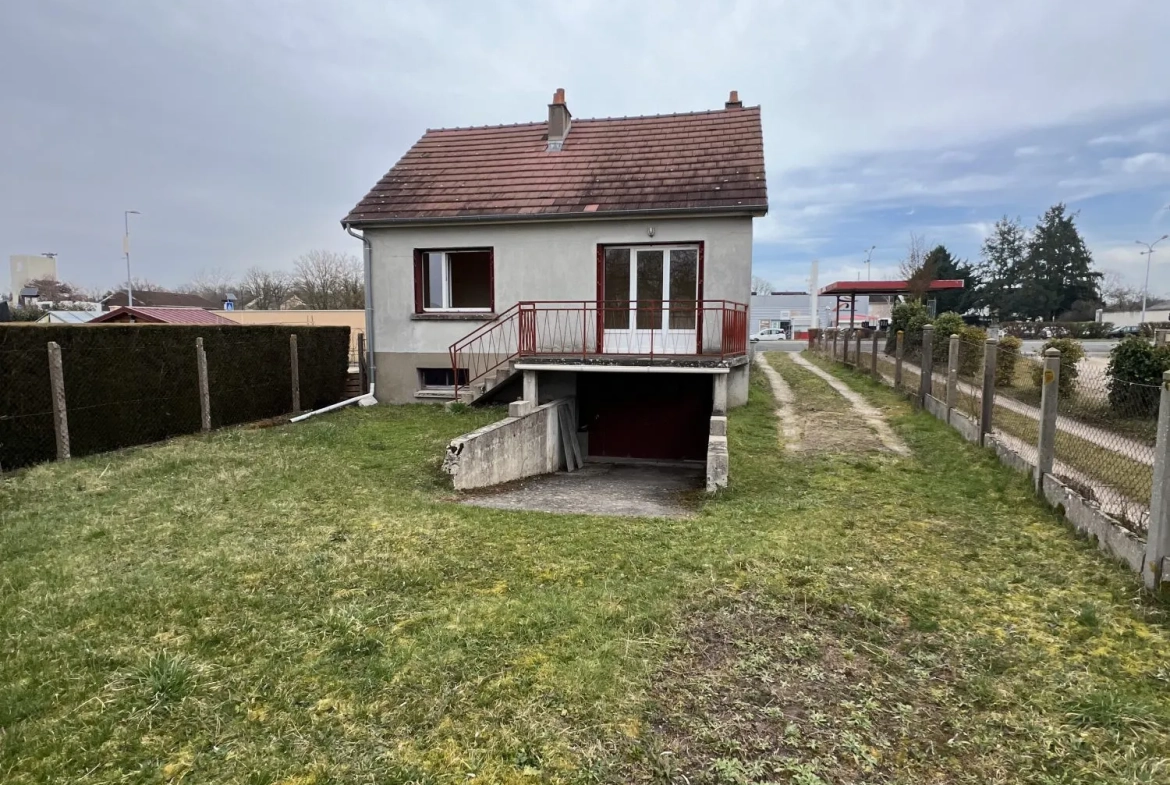 Maison familiale avec jardin à Ouzouer-sur-Loire – Opportunité d'achat 