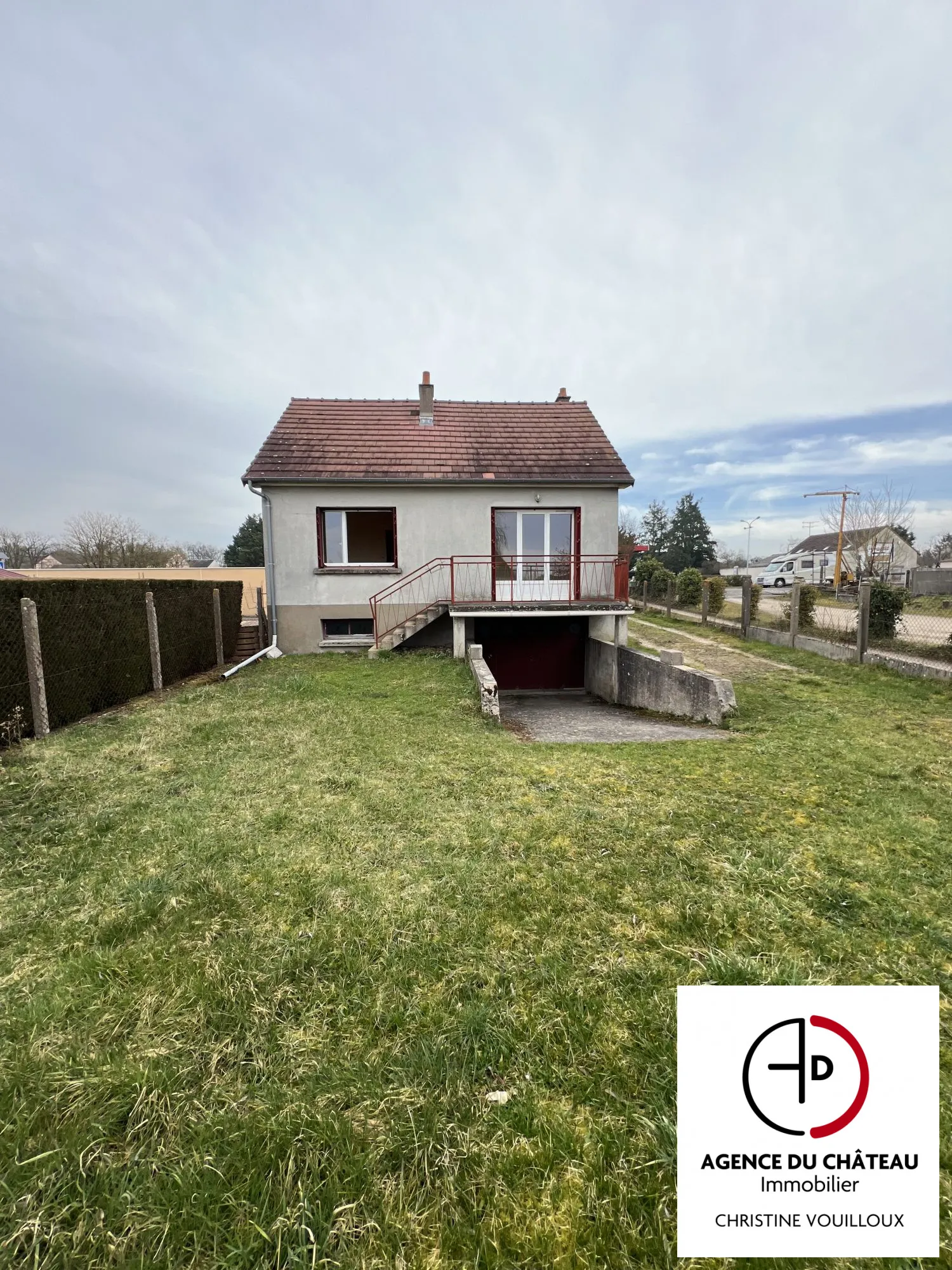 Maison familiale avec jardin à Ouzouer-sur-Loire – Opportunité d'achat 