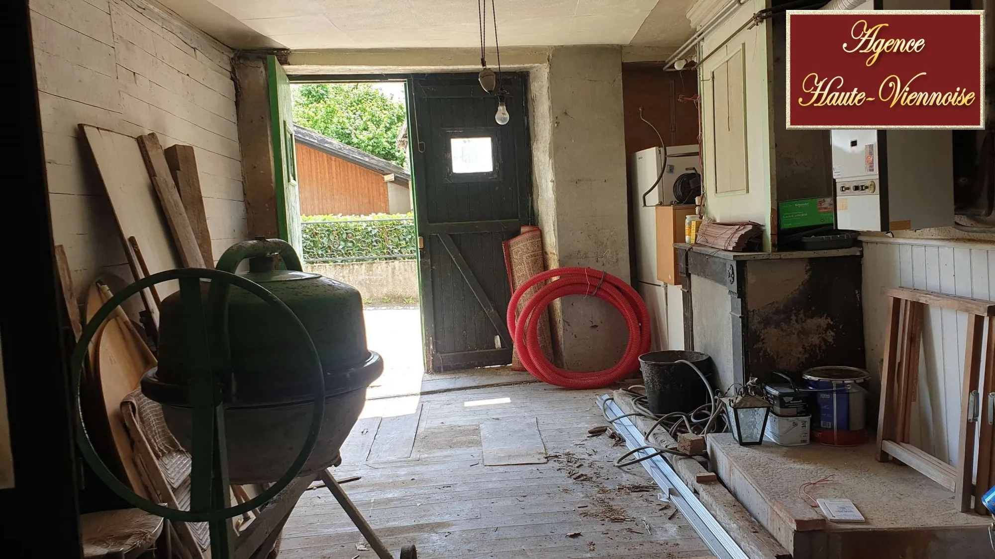 Maison à rénover de 3 pièces à Saint-Léonard - Opportunité immobilière 
