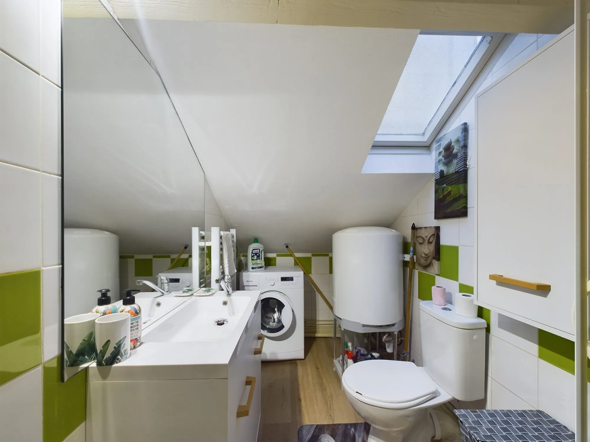 Studio meublé à vendre en plein centre de Troyes - 16 m² 