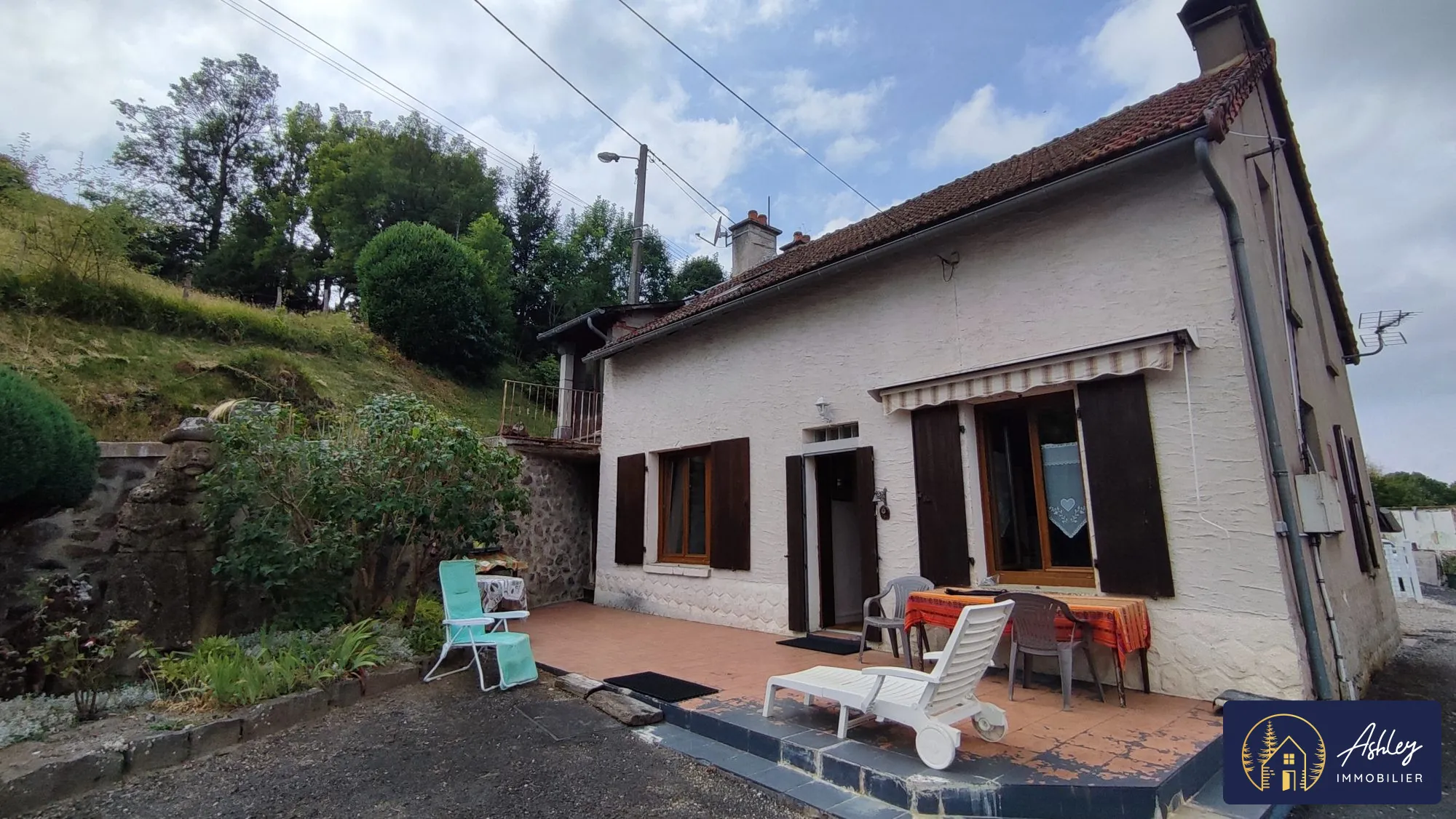 Charmant appartement T3 de 71 m² avec terrasse à Riom-ès-Montagnes 