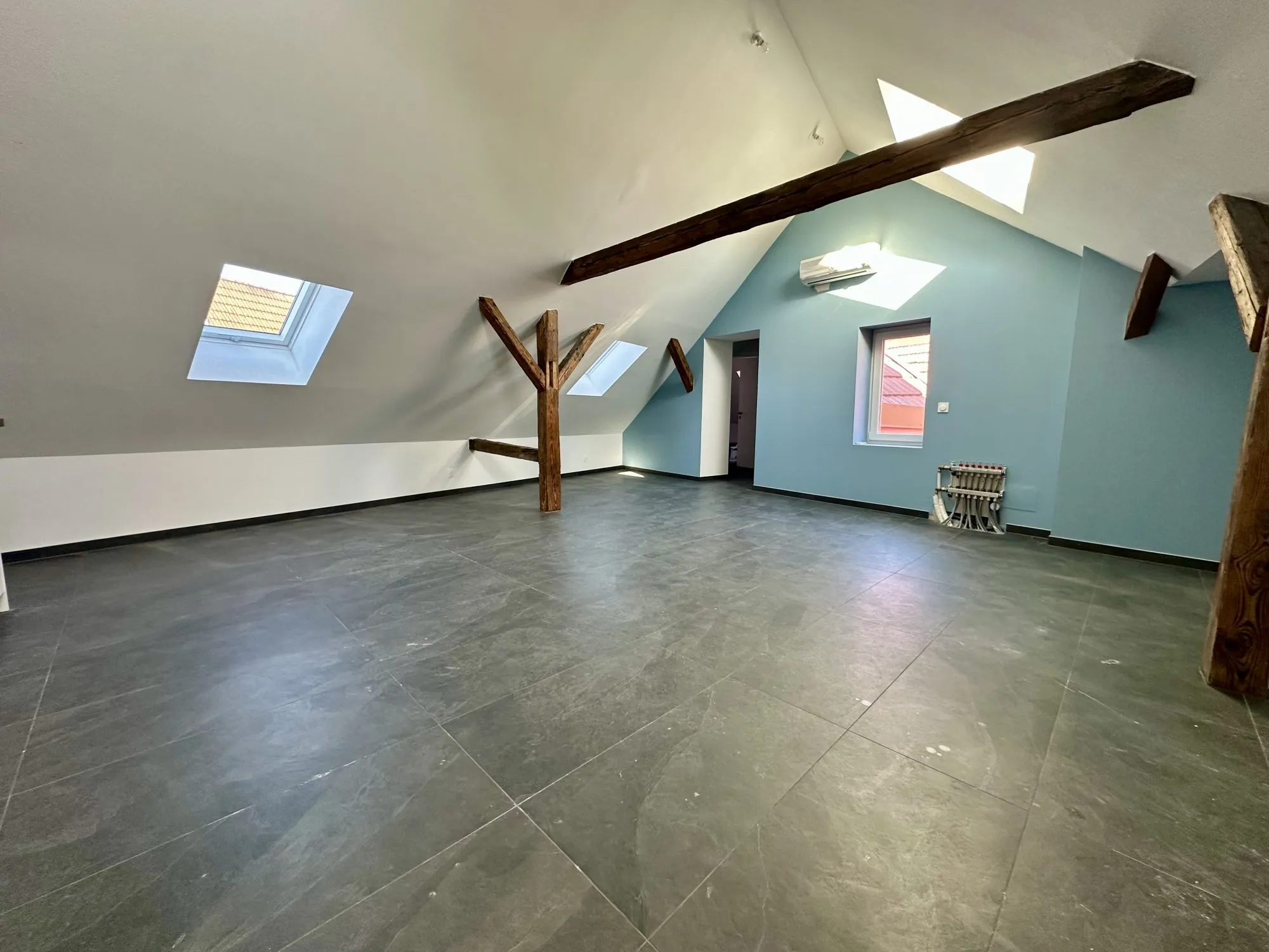 Charmant appartement duplex 3 pièces à Erstein de 81 m² 