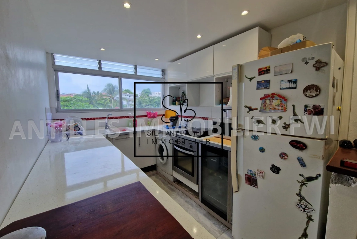 Appartement 3 pièces à vendre à Bois-d'Arcy avec cave et parking 