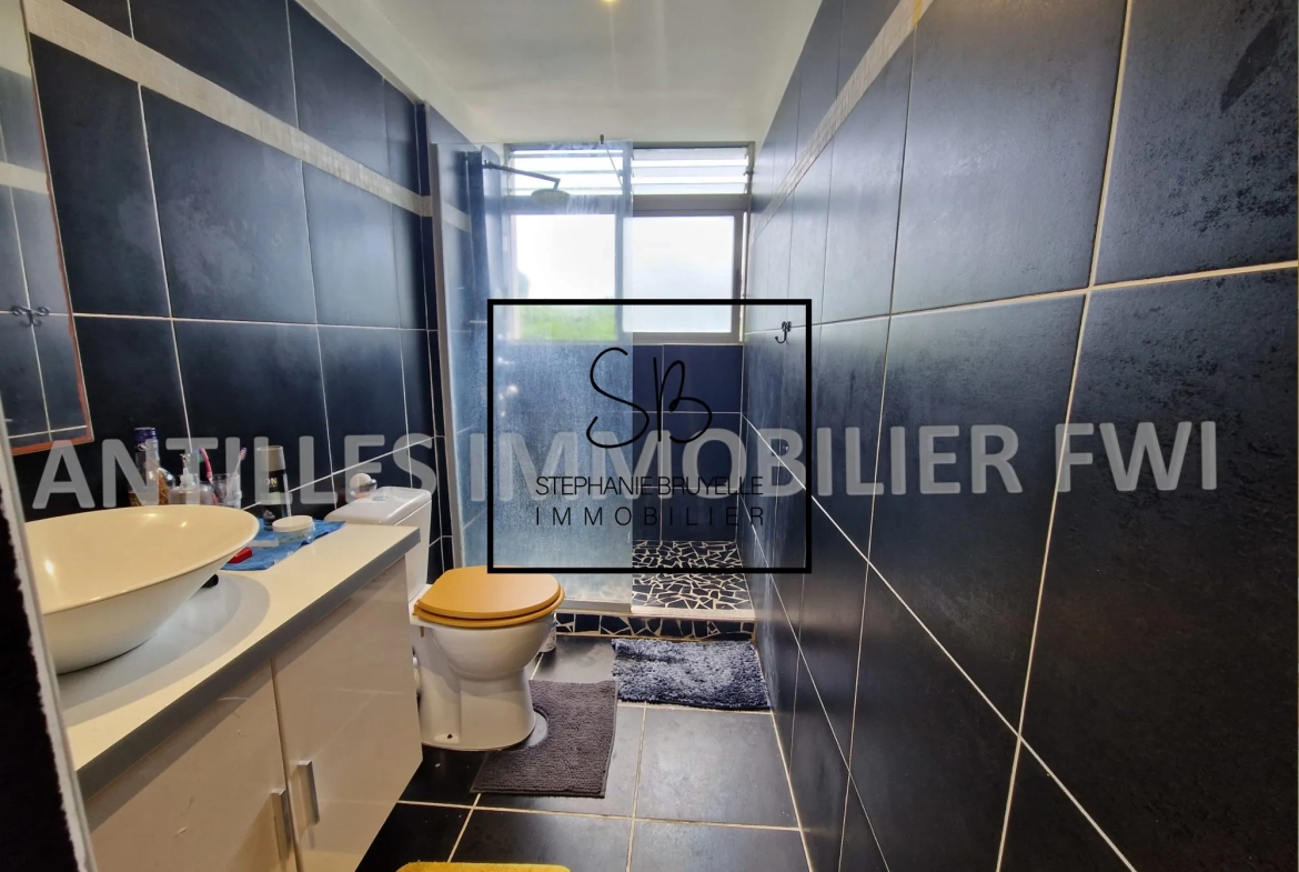 Appartement 3 pièces à vendre à Bois-d'Arcy avec cave et parking 