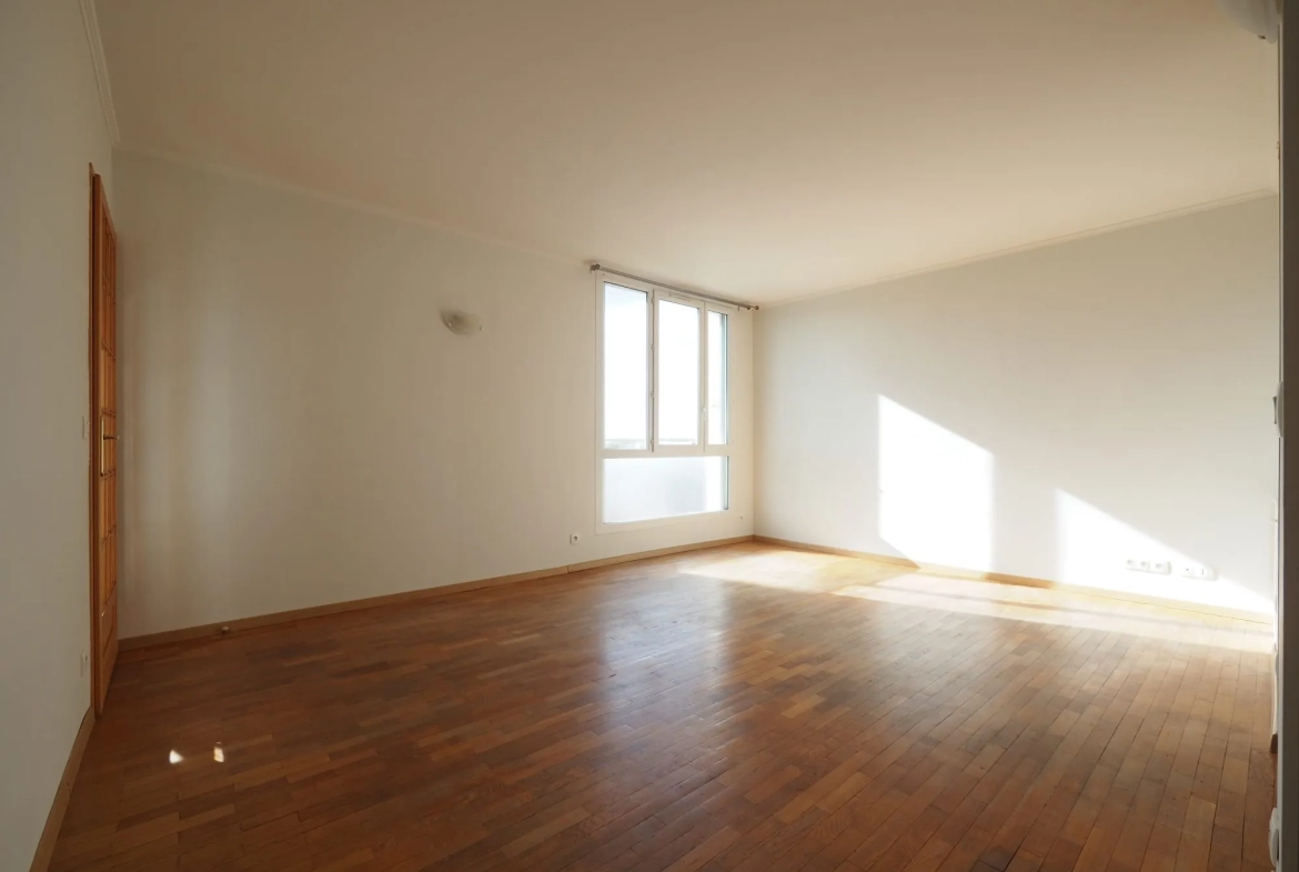 Appartement 3 pièces à vendre à Bois-d'Arcy avec cave et parking 