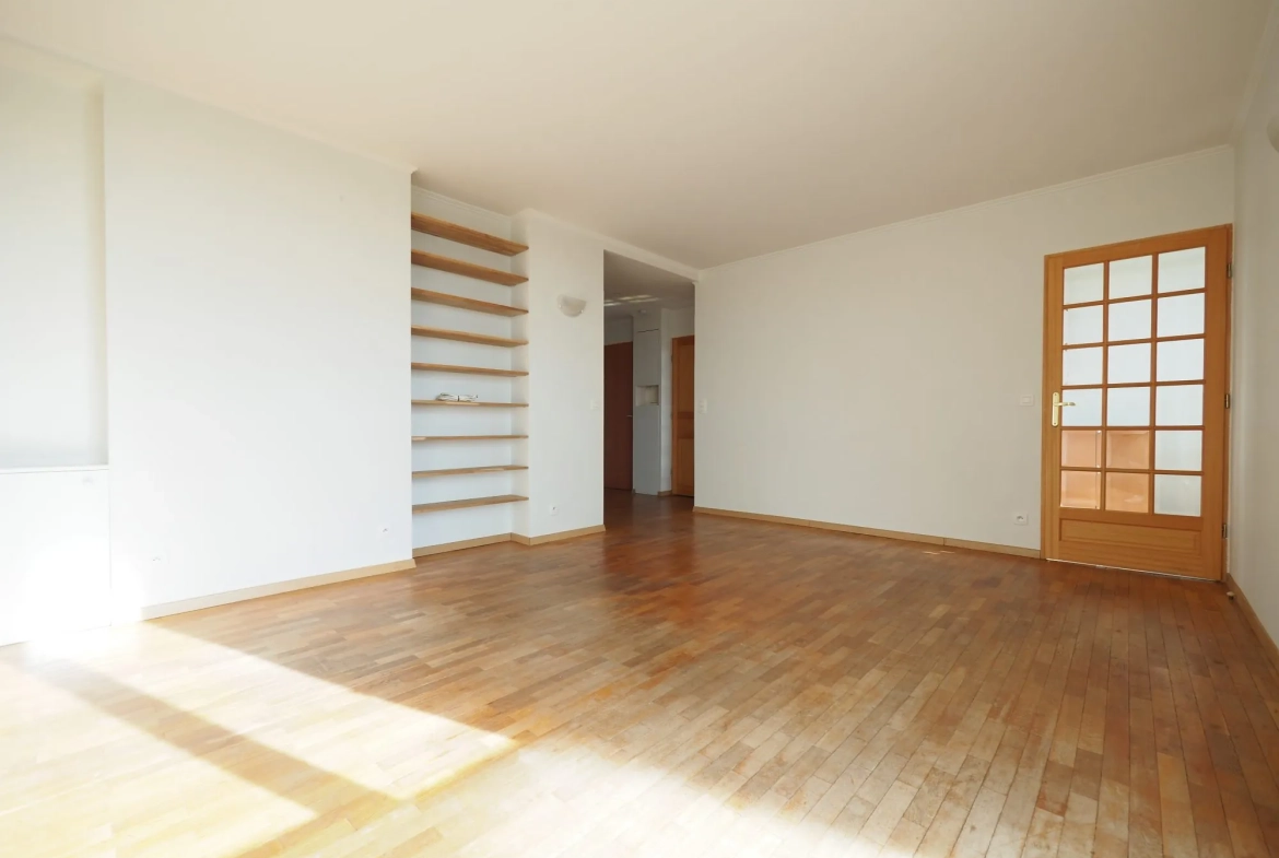 Appartement 3 pièces à vendre à Bois-d'Arcy avec cave et parking 
