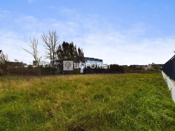 Terrain à Guilvinec de 925 m² à vendre, proche centre et port