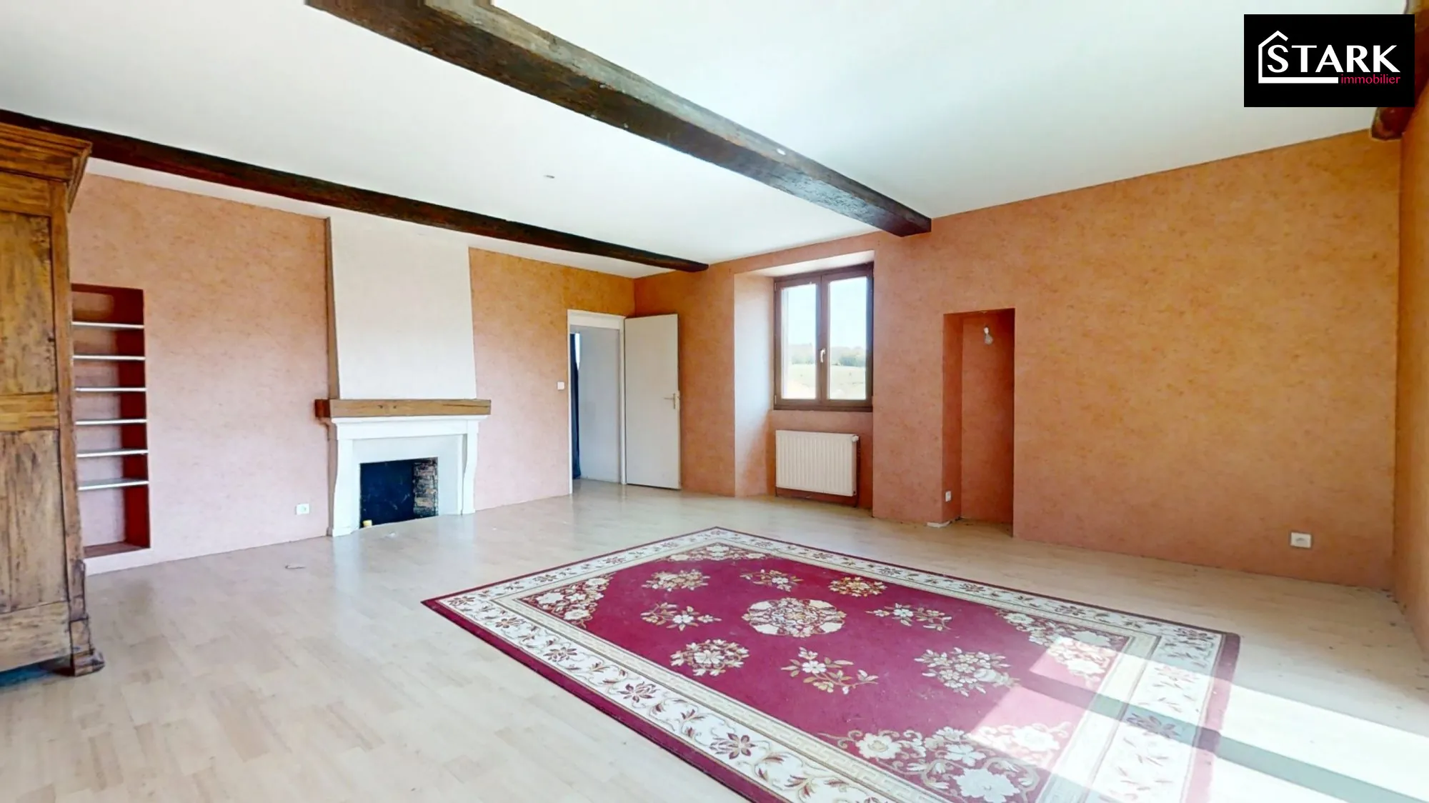 Maison à vendre à Lomont 210 m² avec terrain de 10 ares - Charme et potentiel 