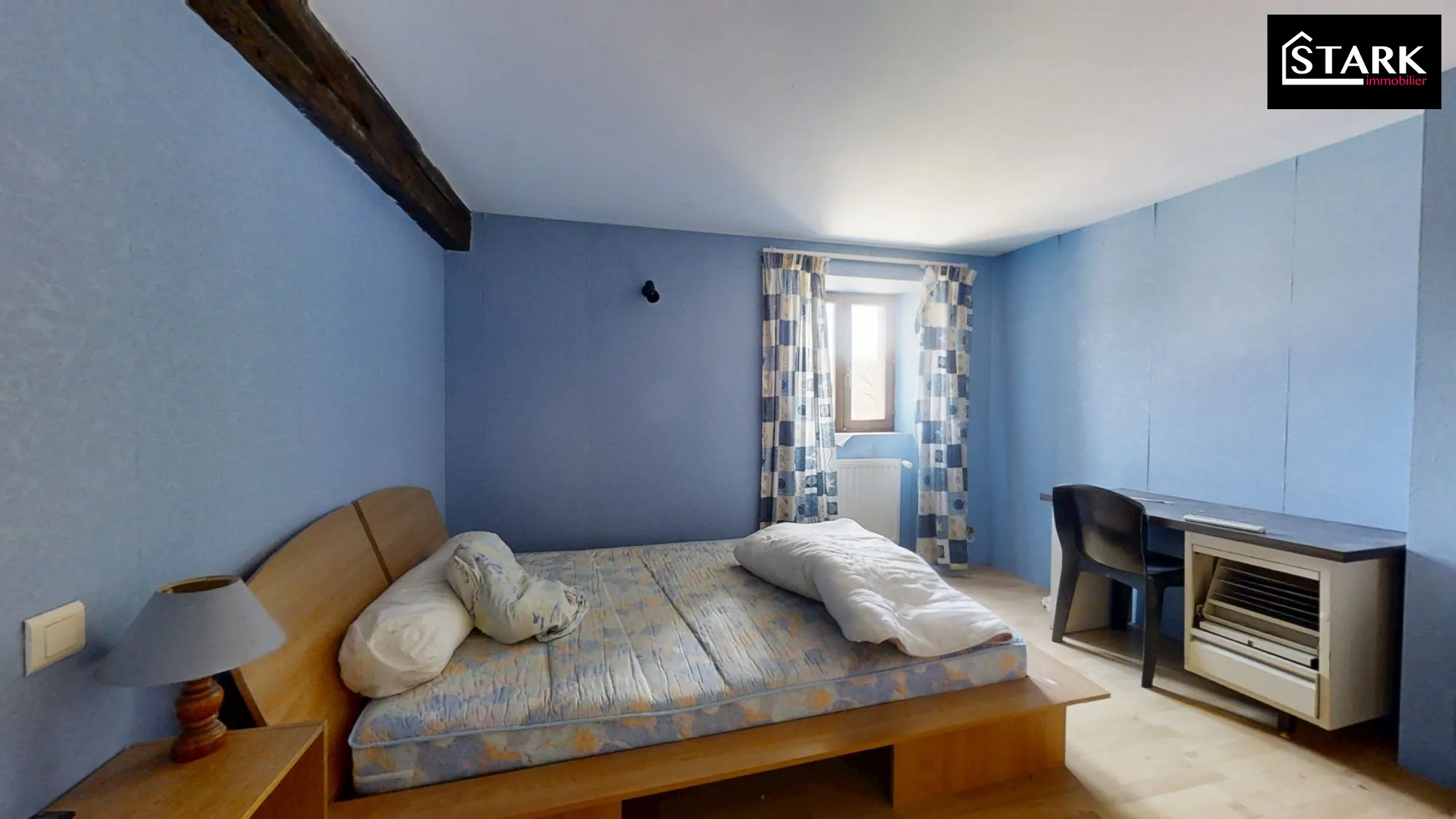 Maison à vendre à Lomont 210 m² avec terrain de 10 ares - Charme et potentiel 