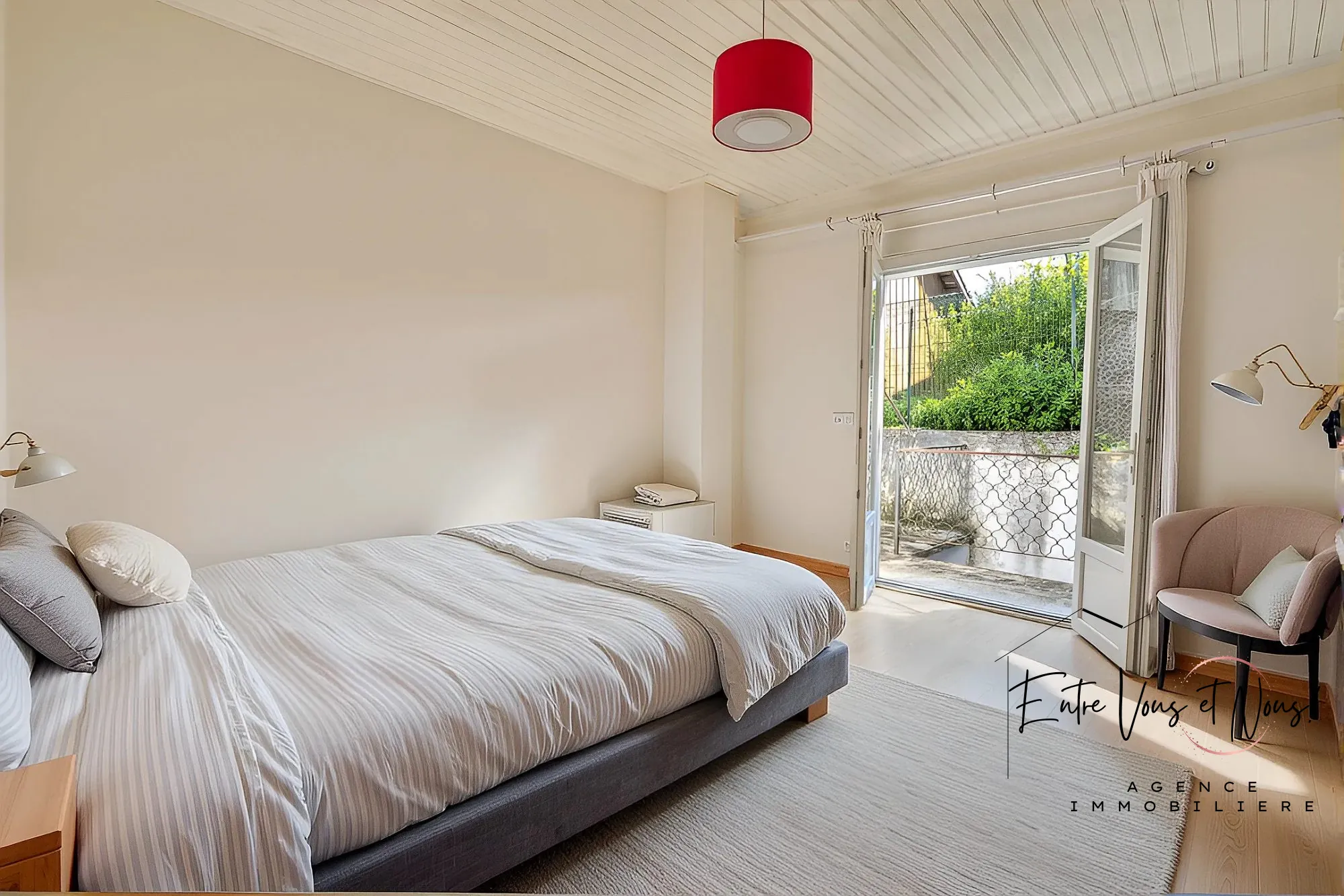 Jolie maison de 91 m² en centre-ville de La Réole, proche gare et commodités 