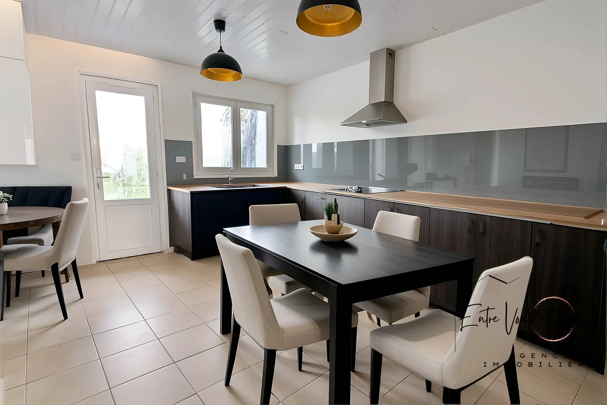 Jolie maison de 91 m² en centre-ville de La Réole, proche gare et commodités 