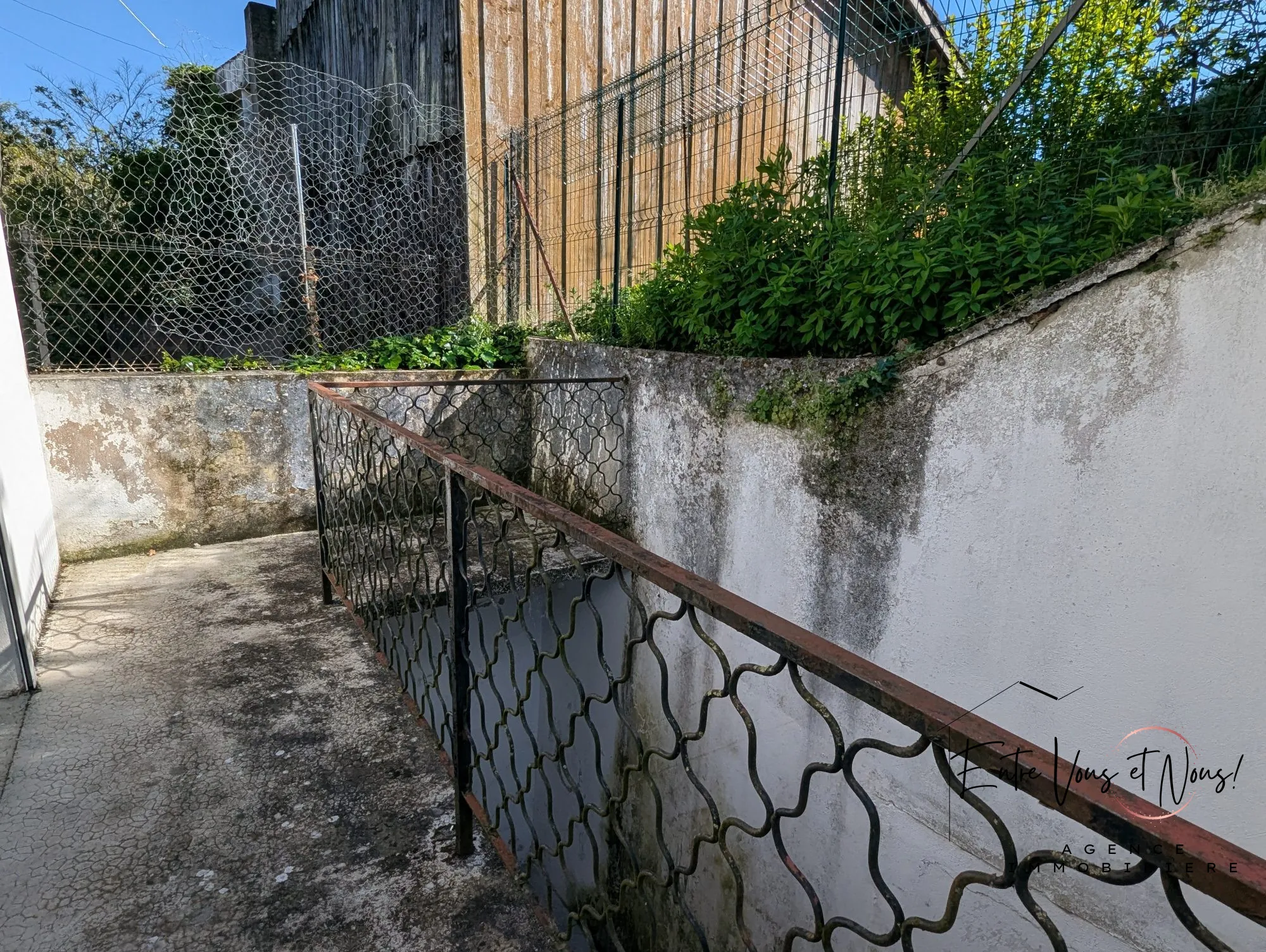 Jolie maison de 91 m² en centre-ville de La Réole, proche gare et commodités 