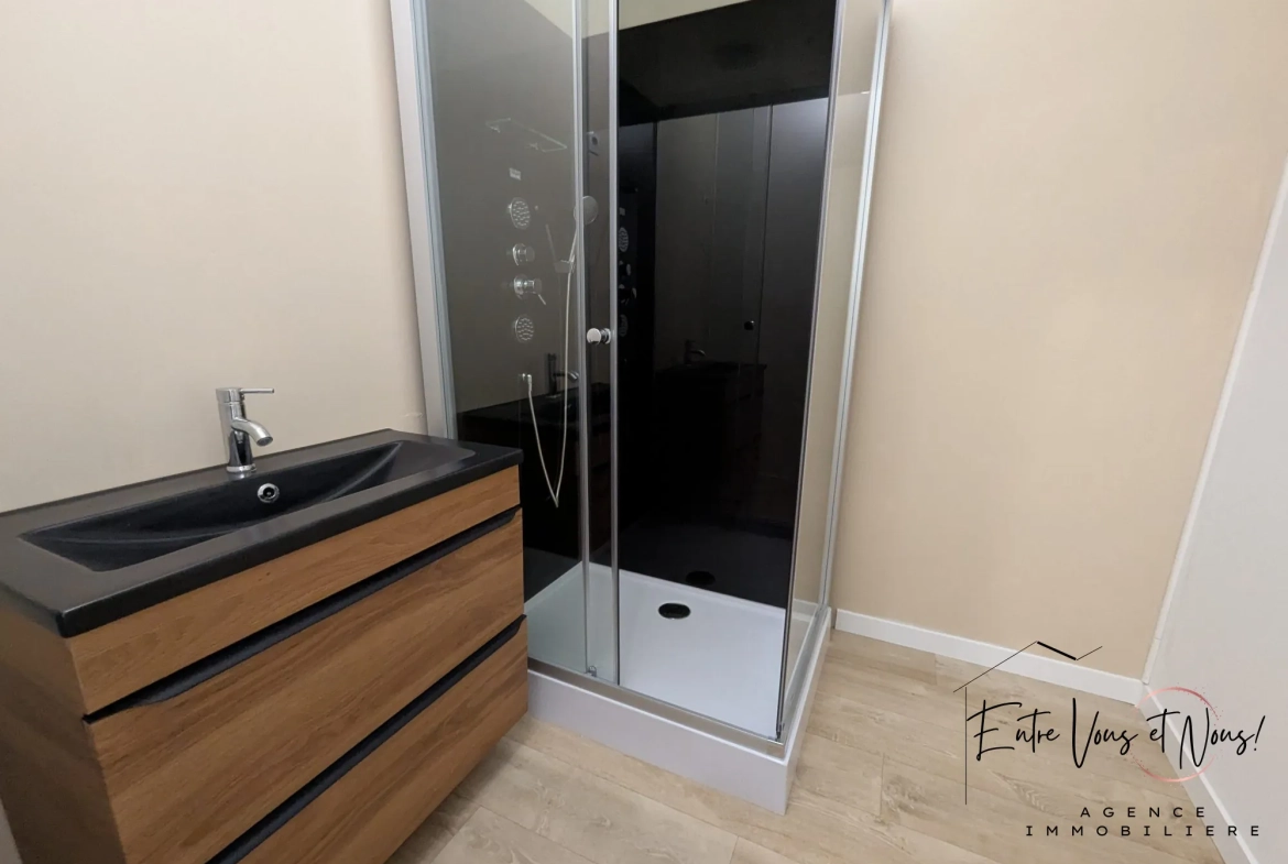 Jolie maison de 91 m² en centre-ville de La Réole, proche gare et commodités 