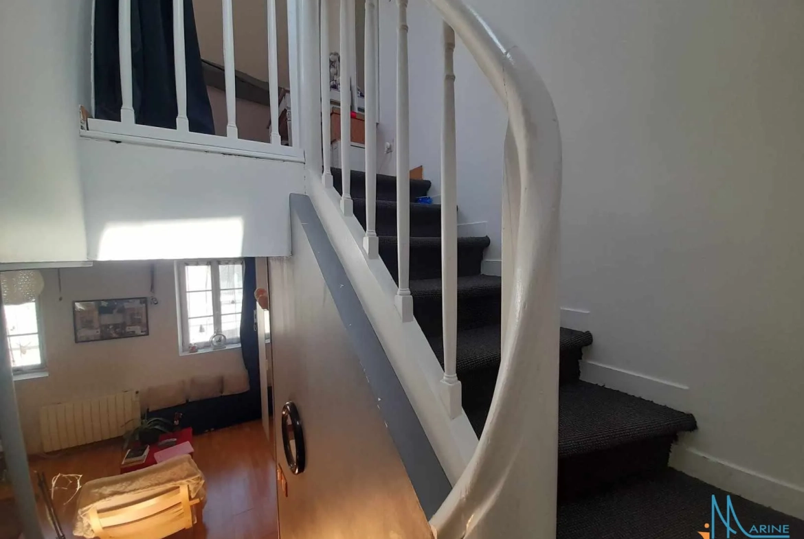 A vendre appartement duplex lumineux à Dieppe, 44 m², idéalement situé 