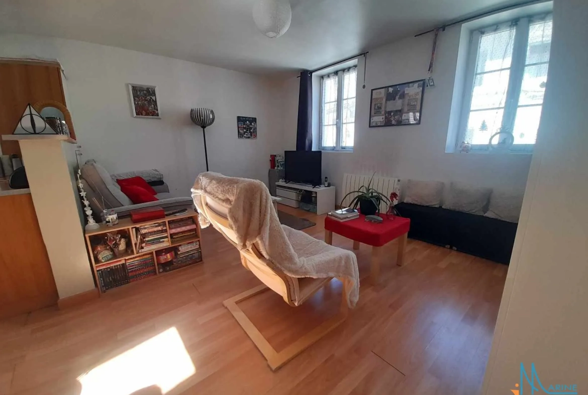 A vendre appartement duplex lumineux à Dieppe, 44 m², idéalement situé 