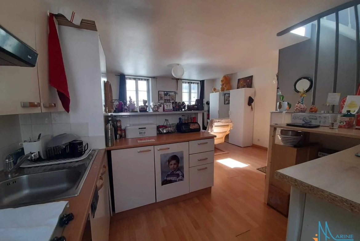 A vendre appartement duplex lumineux à Dieppe, 44 m², idéalement situé 