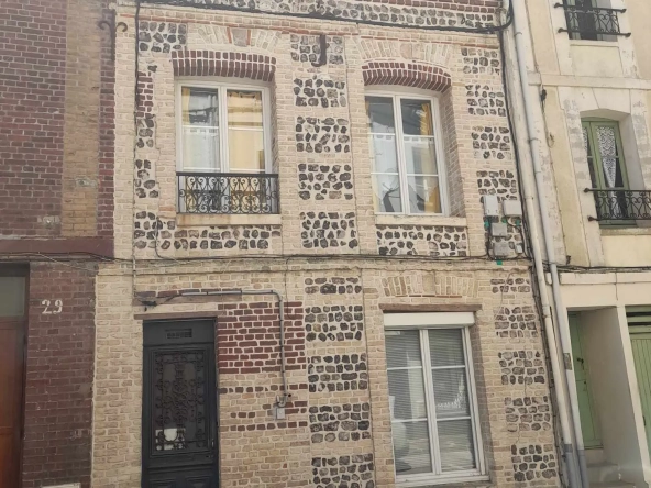 A vendre appartement duplex lumineux à Dieppe, 44 m², idéalement situé