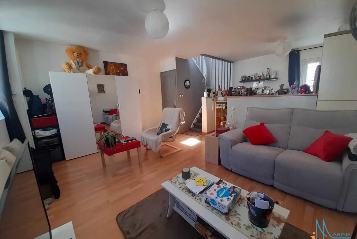 A vendre appartement duplex lumineux à Dieppe, 44 m², idéalement situé 