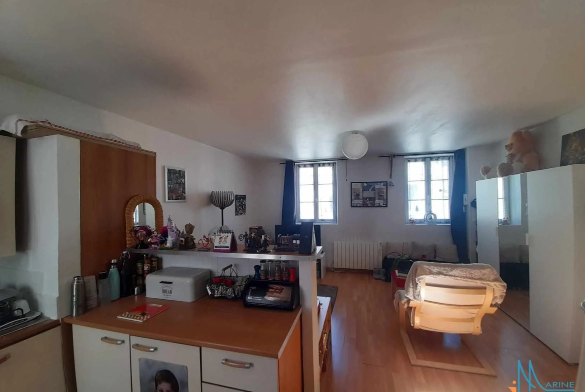 A vendre appartement duplex lumineux à Dieppe, 44 m², idéalement situé 