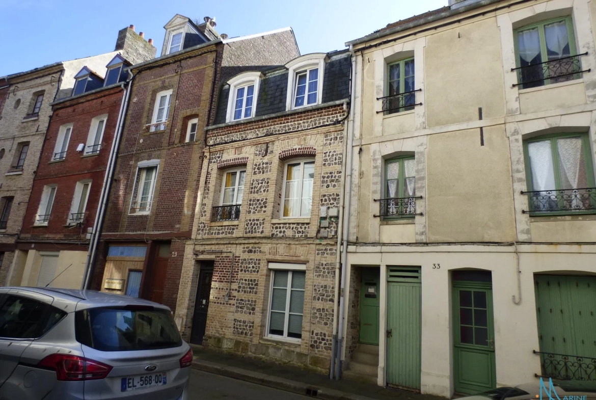 A vendre appartement duplex lumineux à Dieppe, 44 m², idéalement situé 