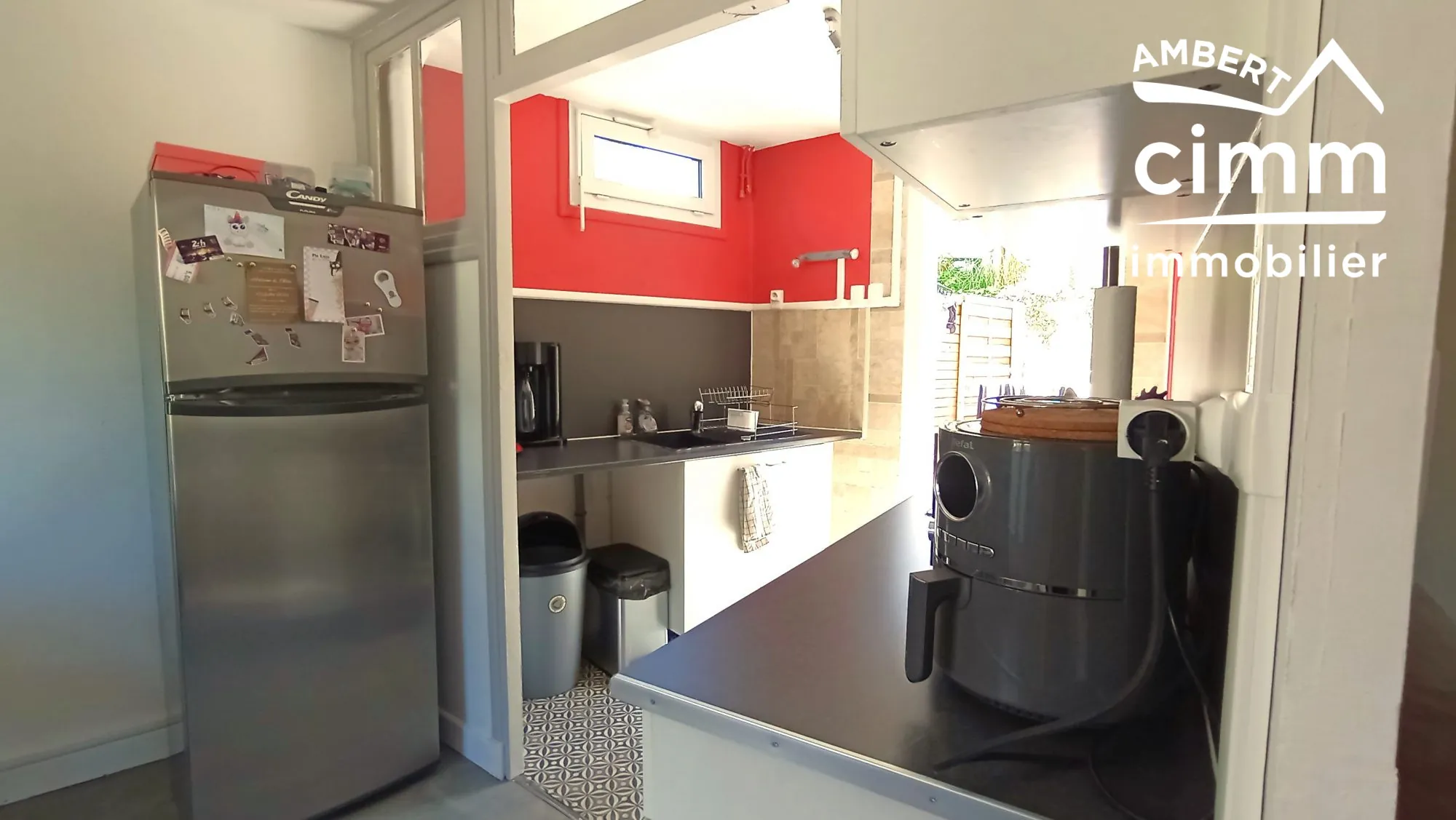 Maison rénovée avec terrasse, garage à Olliergues - Opportunité d’investissement 
