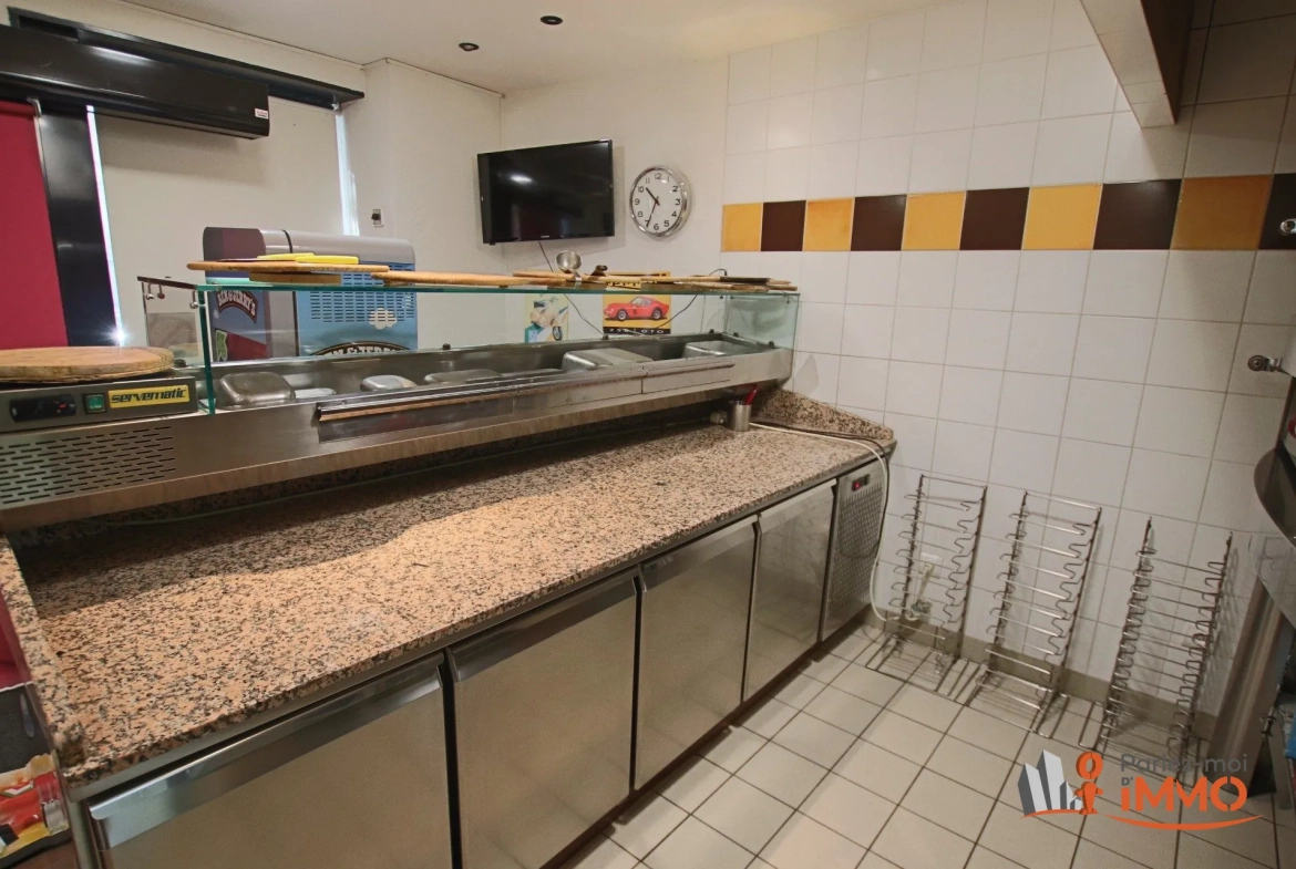Achat d’une pizzeria à emporter dans le centre de Lagnieu - Belle affaire à saisir 