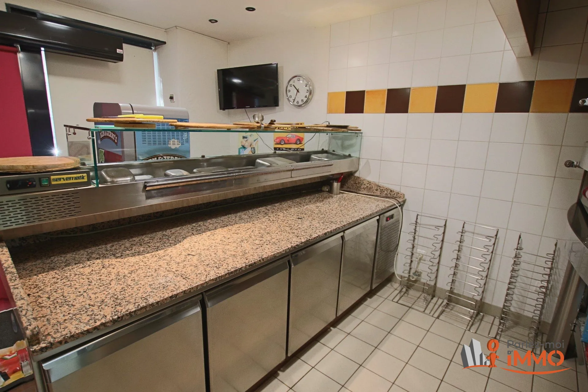Achat d’une pizzeria à emporter dans le centre de Lagnieu - Belle affaire à saisir 