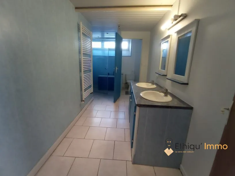 Maison 280m² avec jardin et dépendance à Cirey-sur-Blaise 