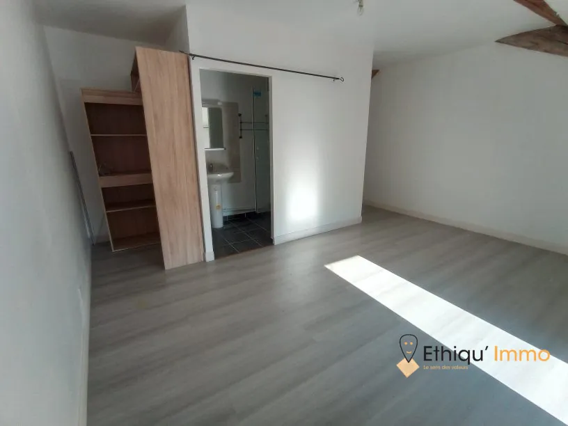 Maison 280m² avec jardin et dépendance à Cirey-sur-Blaise 