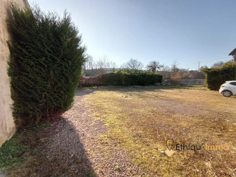 Maison 280m² avec jardin et dépendance à Cirey-sur-Blaise 