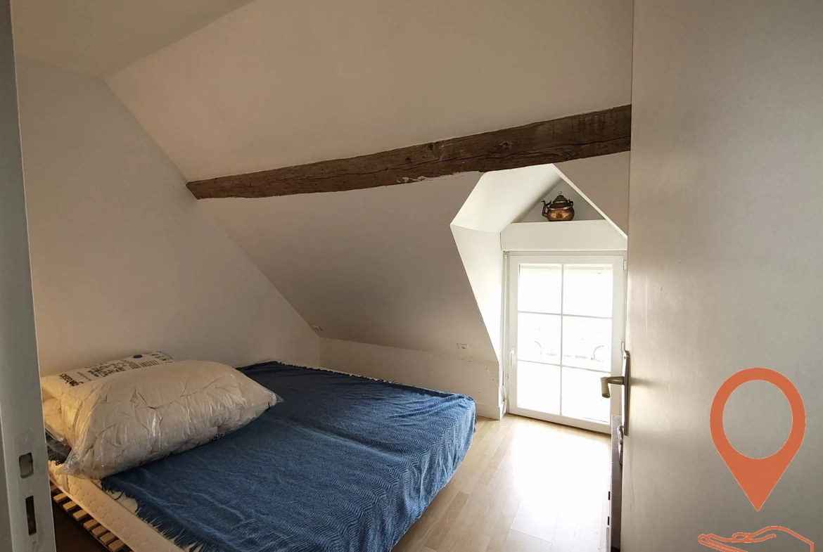 Charmante maison à vendre à Cernoy-en-Berry avec jardin et potentiel d'aménagement 